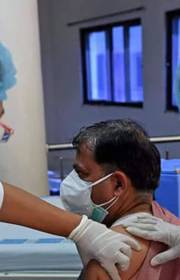 Amid Omicron Surge, experts say Govt's decision on Booster doses, Vax for Children timely Amid Omicron Surge, experts say Govt's decision on Booster doses, Vax for Children timely